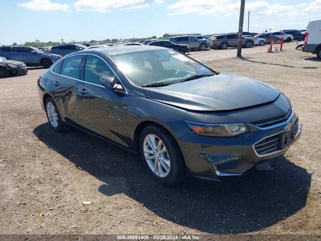 2018 1G1ZD5ST1JF135589 main image