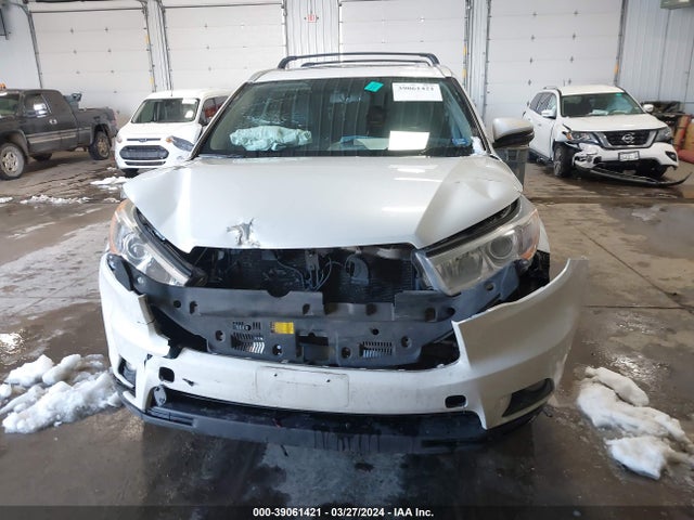 Toyota Highlander Xle V6 2015 5TDJKRFH3FS214941 Image 6