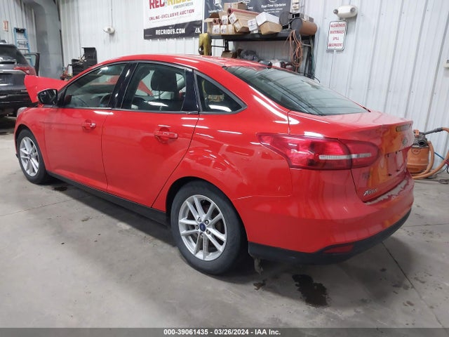 Ford FOCUS SE 2017 1FADP3F26HL330460 Image 3