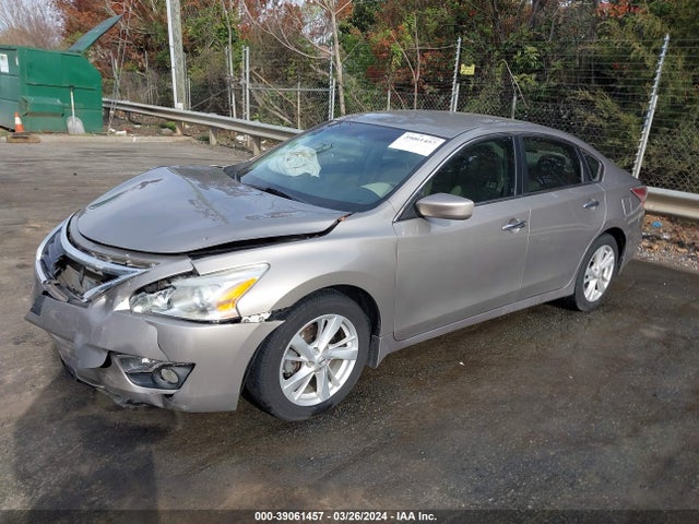 Nissan Altima 2.5 Sv 2015 1N4AL3AP7FC141072 Image 2