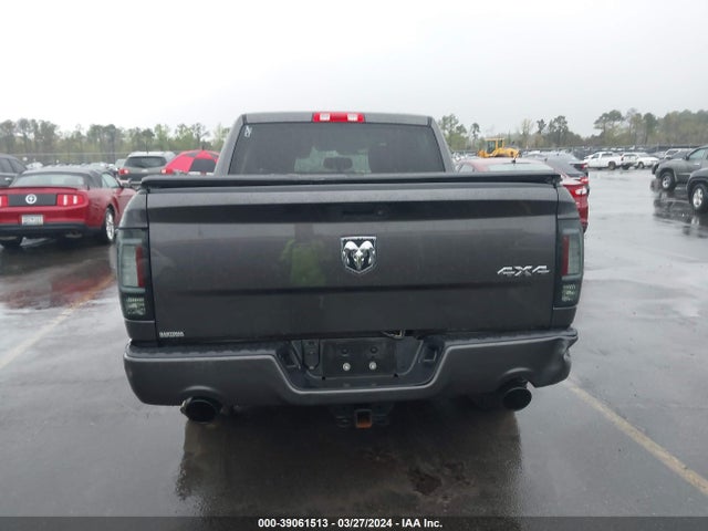 RAM 1500 Express  4x4 5'7 Box 2017 3C6RR7KT1HG796169 Image 16