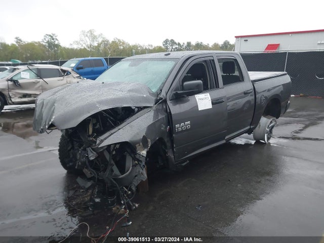 RAM 1500 Express  4x4 5'7 Box 2017 3C6RR7KT1HG796169 Image 2