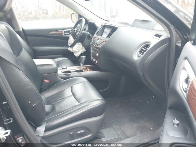 Nissan Pathfinder Platinum 2017 5N1DR2MM3HC679865 Image 5