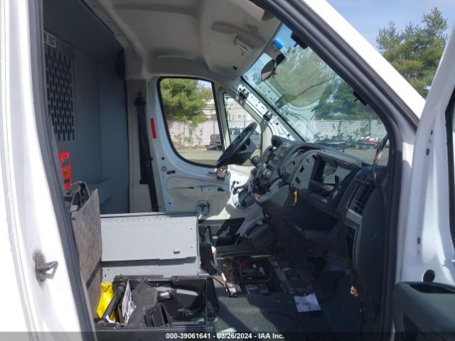 3C6TRVAG8JE153169 RAM Promaster 1500 Low Roof 136 Wb