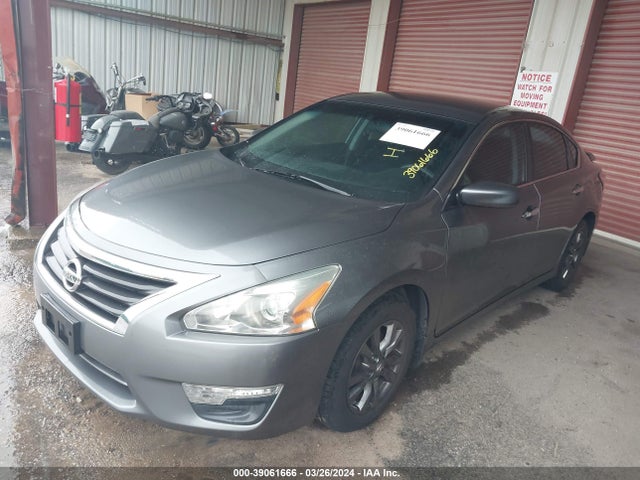 Nissan Altima 2.5 S 2015 1N4AL3AP3FC475227 Image 2