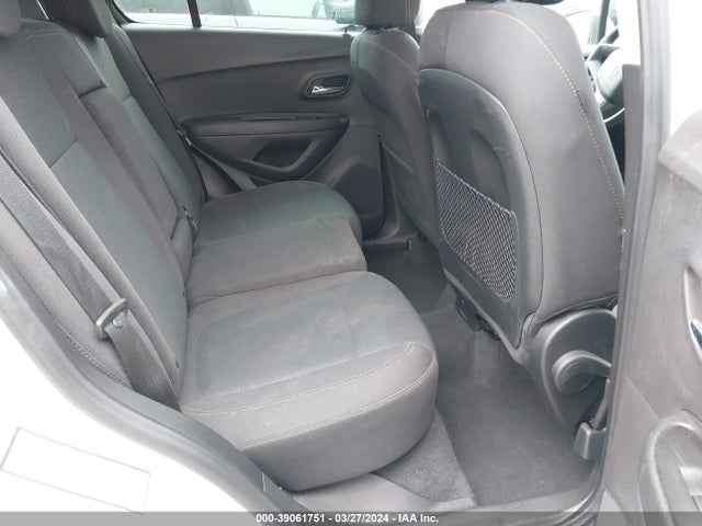 Chevrolet TRAX LS 2018 3GNCJNSB9JL373166 Image 8