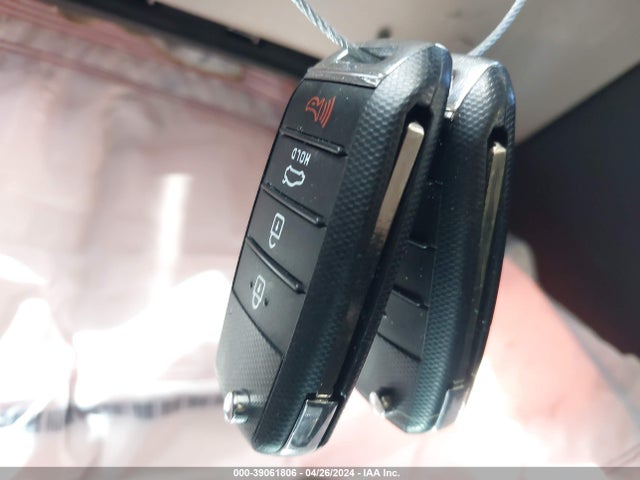 KIA Optima Lx 2017 5XXGT4L33HG154795 Image 11