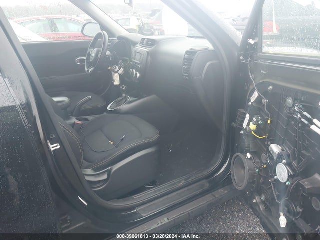 KIA SOUL + 2016 KNDJP3A50G7401741 Image 5
