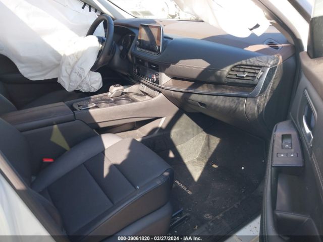 JN8BT3BB9PW478249 Nissan Rogue Sv Intelligent Awd