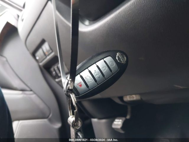 JN8AY2NC3K9586126 Nissan Armada Sl