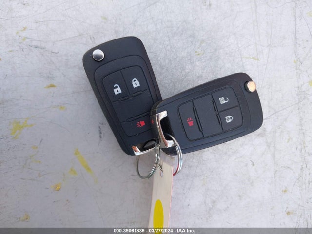 Chevrolet Sonic Lt Auto 2017 1G1JG6SHXH4168750 Image 11