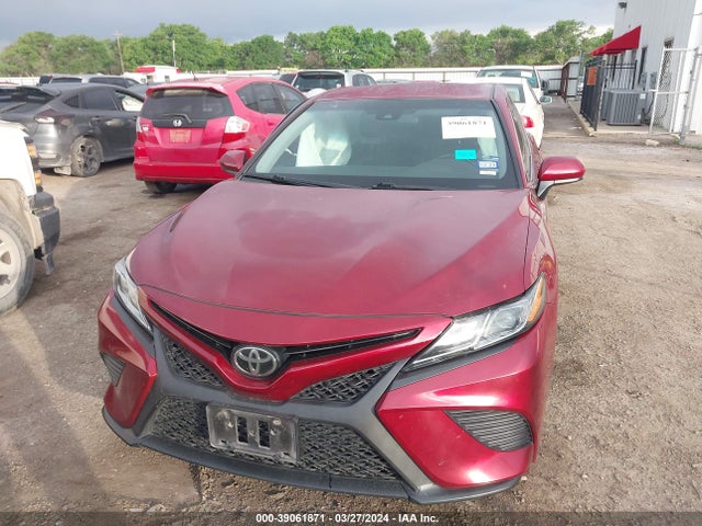Toyota CAMRY SE 2018 4T1B11HK3JU678099 Image 12