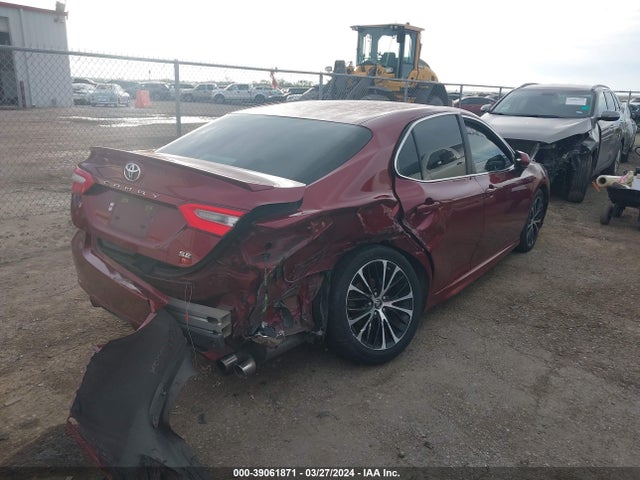 Toyota CAMRY SE 2018 4T1B11HK3JU678099 Image 4