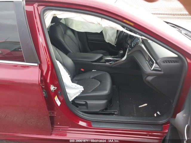 Toyota CAMRY SE 2018 4T1B11HK3JU678099 Image 5