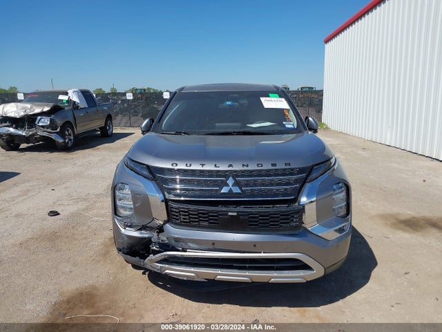 JA4J3UA83NZ017797 Mitsubishi Outlander Black Edition 2wd/se 2.5 2wd/se Launch Edition 2wd