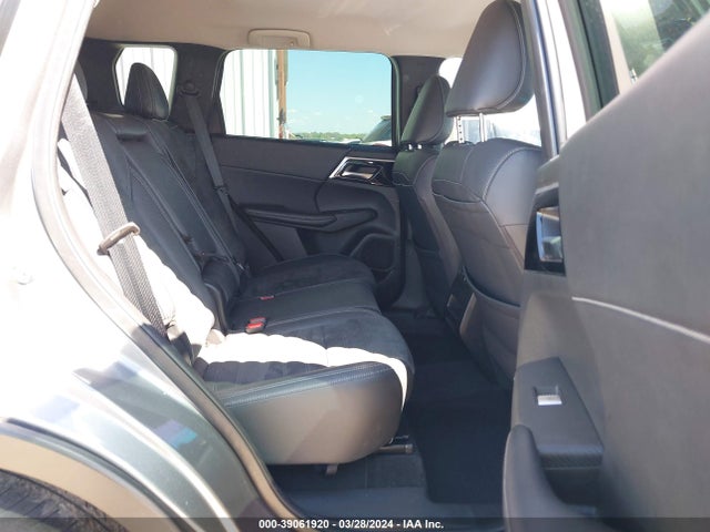 JA4J3UA83NZ017797 Mitsubishi Outlander Black Edition 2wd/se 2.5 2wd/se Launch Edition 2wd