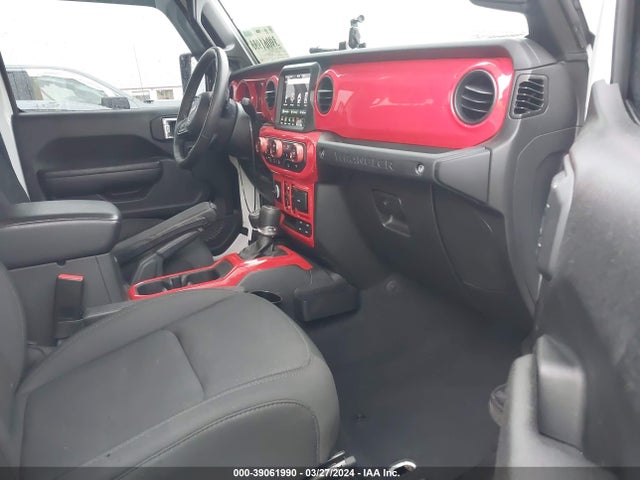 1C4HJXDG6NW181240 Jeep Wrangler Unlimited Sport S 4x4