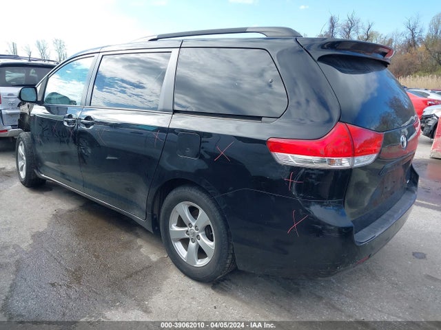 Toyota Sienna Le V6 8 Passenger 2014 5TDKK3DC6ES453696 Image 3