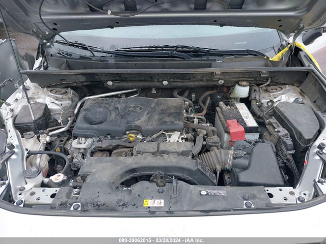 Toyota RAV4 LE 2019 JTMK1RFV8KJ002251 Image 10