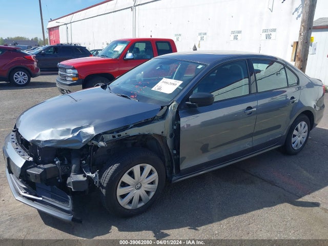 3VW2K7AJ0FM424011 Volkswagen Jetta 2.0l S