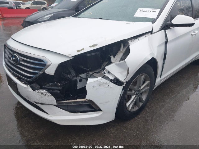 Hyundai SONATA SE 2015 5NPE24AF3FH121157 Image 6