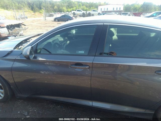 1HGCV1F18KA053693 Honda ACCORD LX
