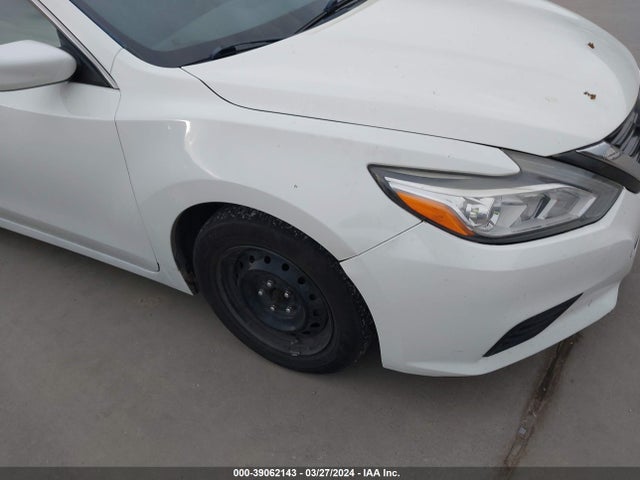 Nissan Altima 2.5 S 2017 1N4AL3AP5HC195165 Image 15