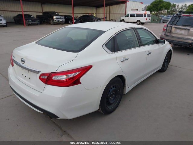 Nissan Altima 2.5 S 2017 1N4AL3AP5HC195165 Image 4