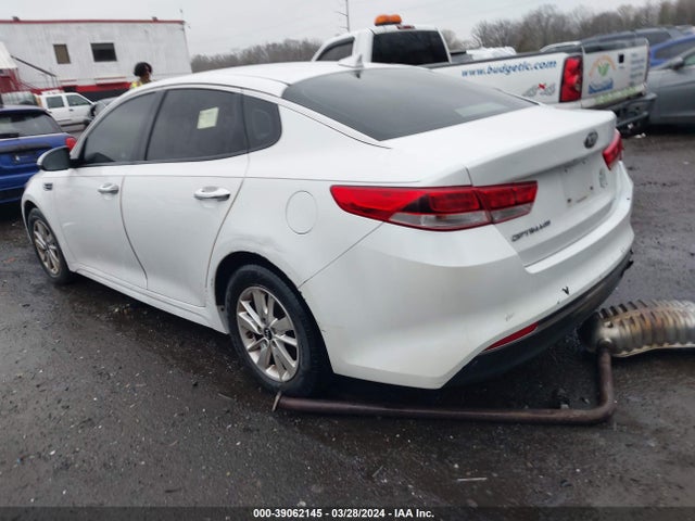 KIA Optima Lx 2016 5XXGT4L32GG036526 Image 3