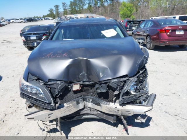 JH4KC1F98FC001768 Acura RLX