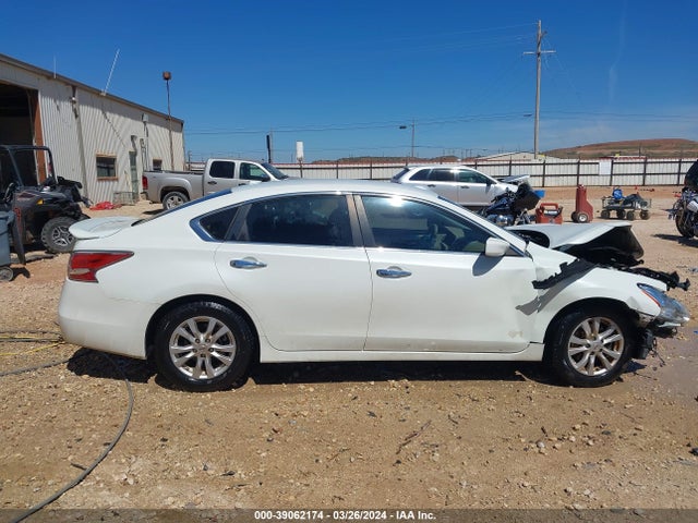 Nissan Altima 2.5 S 2014 1N4AL3AP5EN245577 Image 14