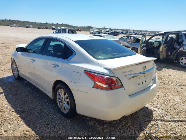 Nissan Altima 2.5 S 2014 1N4AL3AP5EN245577 Image 3