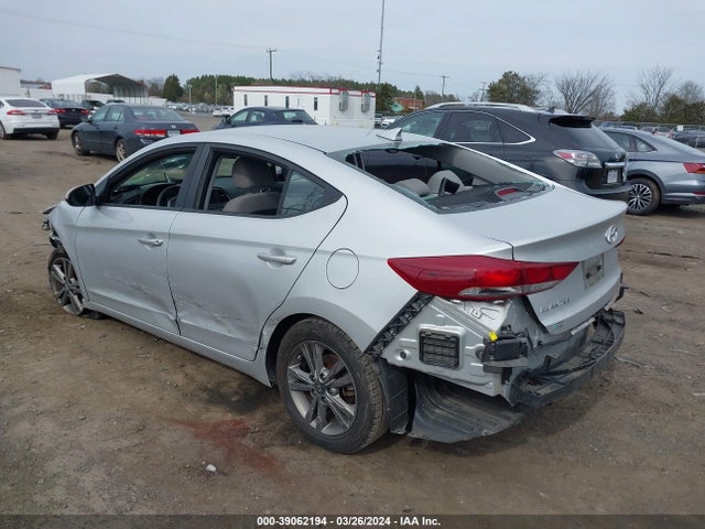 Hyundai ELANTRA SEL 2018 5NPD84LF5JH293075 Image 3