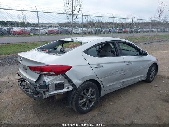 Hyundai ELANTRA SEL 2018 5NPD84LF5JH293075 Image 4