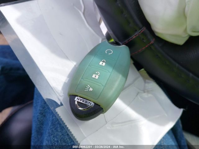 5N1DR2MMXKC623588 Nissan Pathfinder Sv