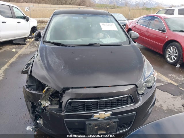 Chevrolet Sonic Lt Auto 2015 1G1JC5SH2F4192348 Image 12