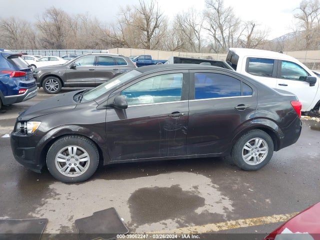 Chevrolet Sonic Lt Auto 2015 1G1JC5SH2F4192348 Image 14