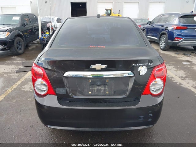 Chevrolet Sonic Lt Auto 2015 1G1JC5SH2F4192348 Image 16