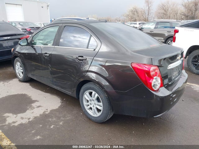 Chevrolet Sonic Lt Auto 2015 1G1JC5SH2F4192348 Image 3