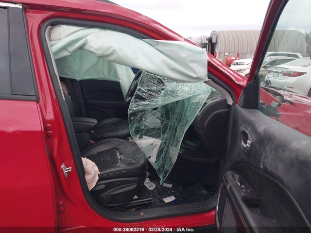 Jeep Compass Latitude 4x4 2019 3C4NJDBB8KT836279 Image 5