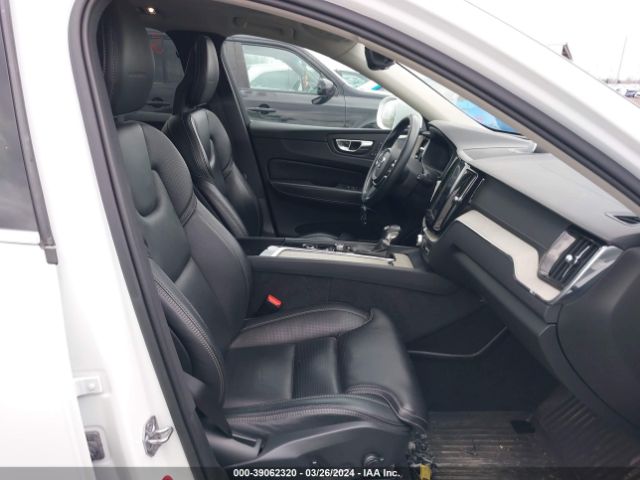 YV4A22RL8J1015717 Volvo Xc60 T6 Inscription