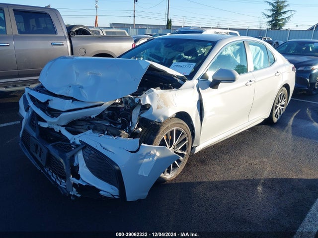 4T1T11AK2PU143708 Toyota CAMRY SE