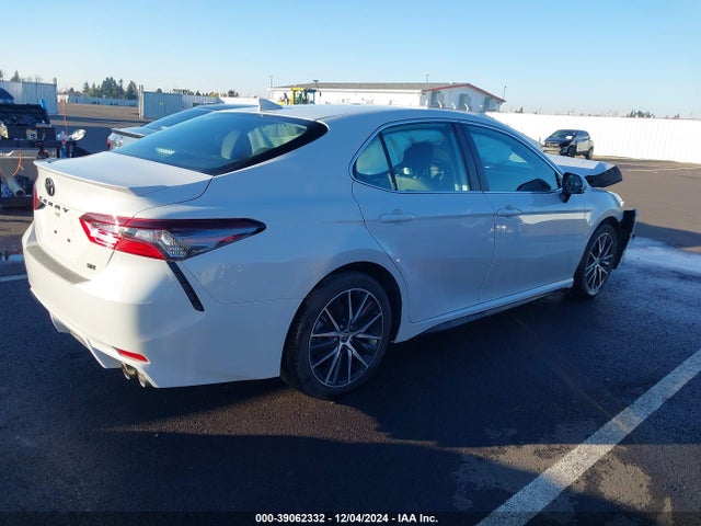 4T1T11AK2PU143708 Toyota CAMRY SE