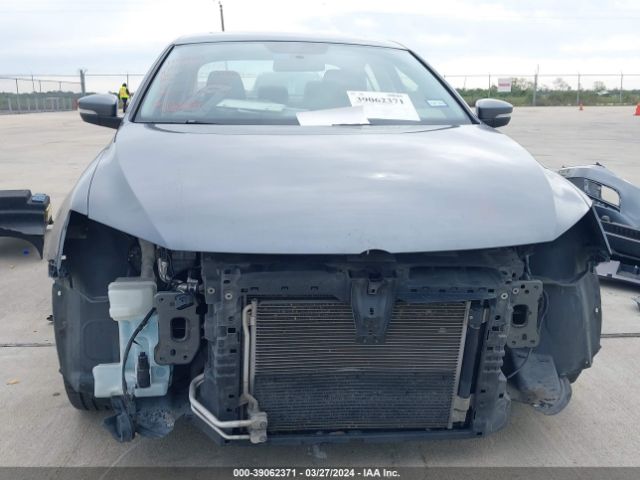 3VWDB7AJXHM392180 Volkswagen Jetta 1.4t Se