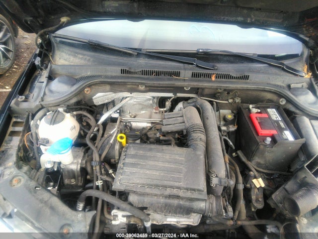 3VW2B7AJ2HM393122 Volkswagen Jetta 1.4t S