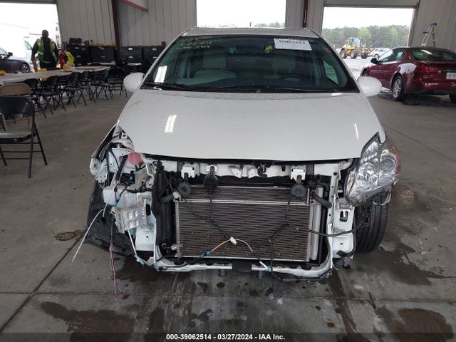 Toyota Prius Two 2015 JTDKN3DU5F0477444 Image 13