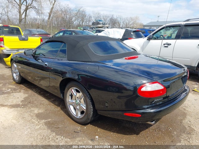 1997 JAGUAR XK8 SAJGX2743VC003853 Photo 2