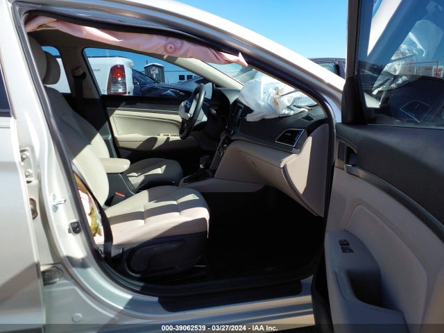 Hyundai ELANTRA SE 2017 5NPD84LF5HH040977 Image 5