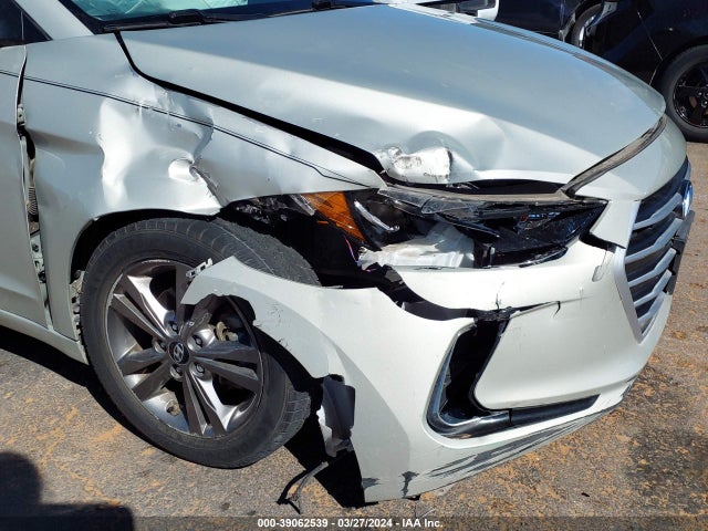 Hyundai ELANTRA SE 2017 5NPD84LF5HH040977 Image 6