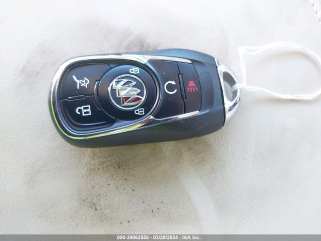 5GAERBKW1RJ106460 Buick Enclave Essence Fwd